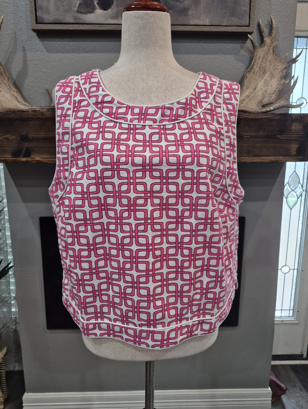 New Trina Turk White Tank Top with Pink Geometric Print Size 14